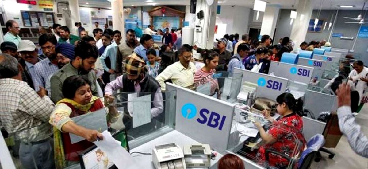 SBI बैंक में है खाता, तो तुरंत बनवा ले ये कार्ड, देखें प्रोसेस