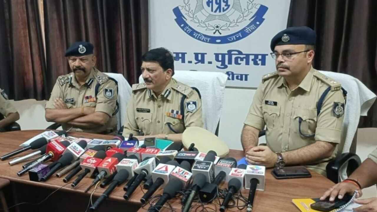 Rewa Police ने 500 किलो अवैध मादक पदार्थ गांजा के साथ तीन तस्कर को किया गिरफ्तार