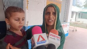 Sidhi news: सीधी जिले के सिहावल सामुदायिक स्वास्थ्य केंद्र में महिलाओं से सोनोग्राफी चेकअप का लिया जा रहा पैसा महिलाओं ने खोली पोल Sidhi news: सीधी जिले के सिहावल सामुदायिक स्वास्थ्य केंद्र में महिलाओं से सोनोग्राफी चेकअप का लिया जा रहा पैसा महिलाओं ने खोली पोल