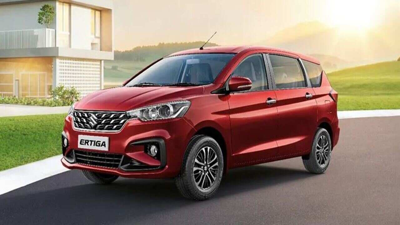 Maruti Suzuki की 7 सीटर Ertiga को मात्र 2 लाख में घर लाने का सुनहरा मौका