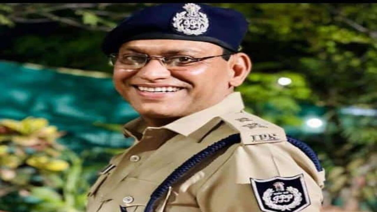 29 किसानों से धोखाधड़ी करने वाले के ऊपर पुलिस 5-5 हजार रूपये का घोषित किया इनाम