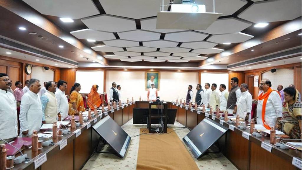 युवाओं पर मेहरबान मोहन सरकार, 1 लाख सरकारी नौकरी देगी, POCSO एक्ट के पीड़ितों को 10 लाख की सहायता