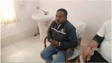 लोकायुक्त पुलिस ने बिजली कंपनी के जेई को 30 हजार रुपए की रिश्वत लेते किया गिरफ्तार