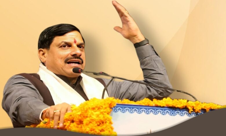 धार्मिक स्थलों पर शराब बंदी के फैसले से खुश हुए साधु-संत,CM मोहन यादव ने लिया था फैसला धार्मिक स्थलों पर शराब बंदी के फैसले से खुश हुए साधु-संत,CM मोहन यादव ने लिया था फैसला