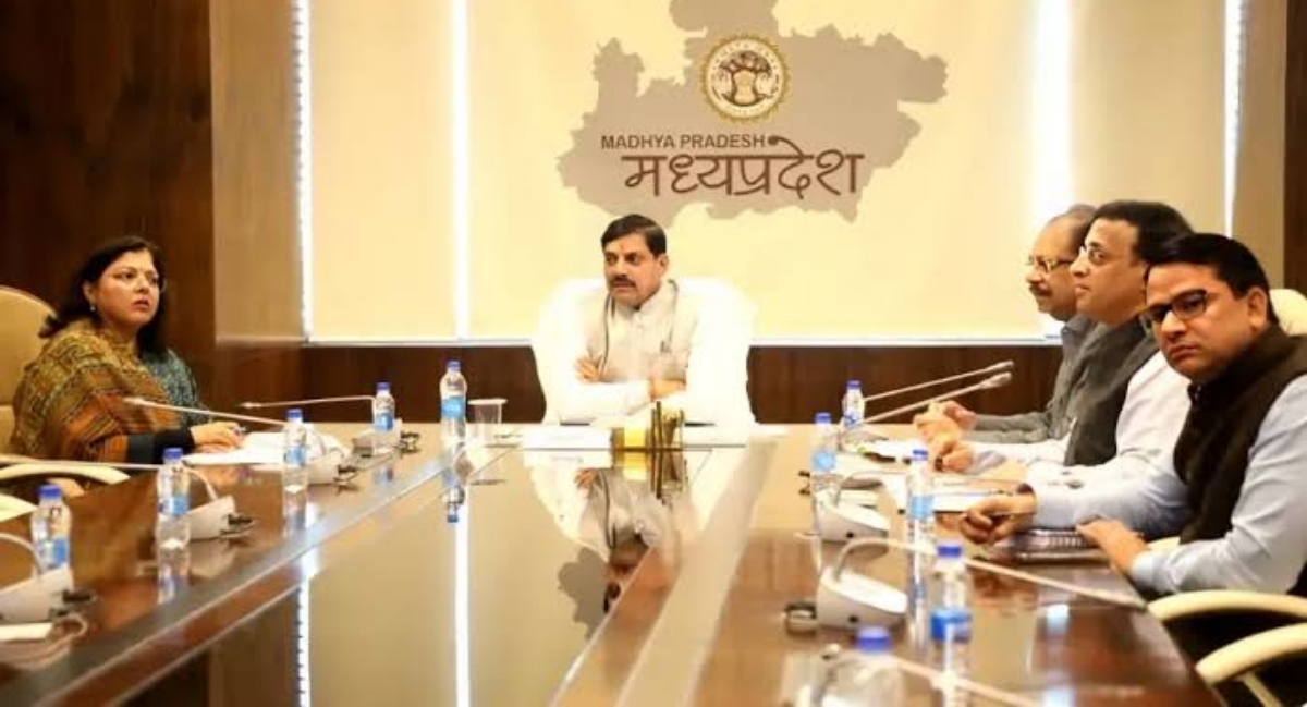 भोपाल में मोहन कैबिनेट की बड़ी बैठक: प्रमोशन, ट्रांसफर और सरकारी तोहफों पर होंगे फैसले