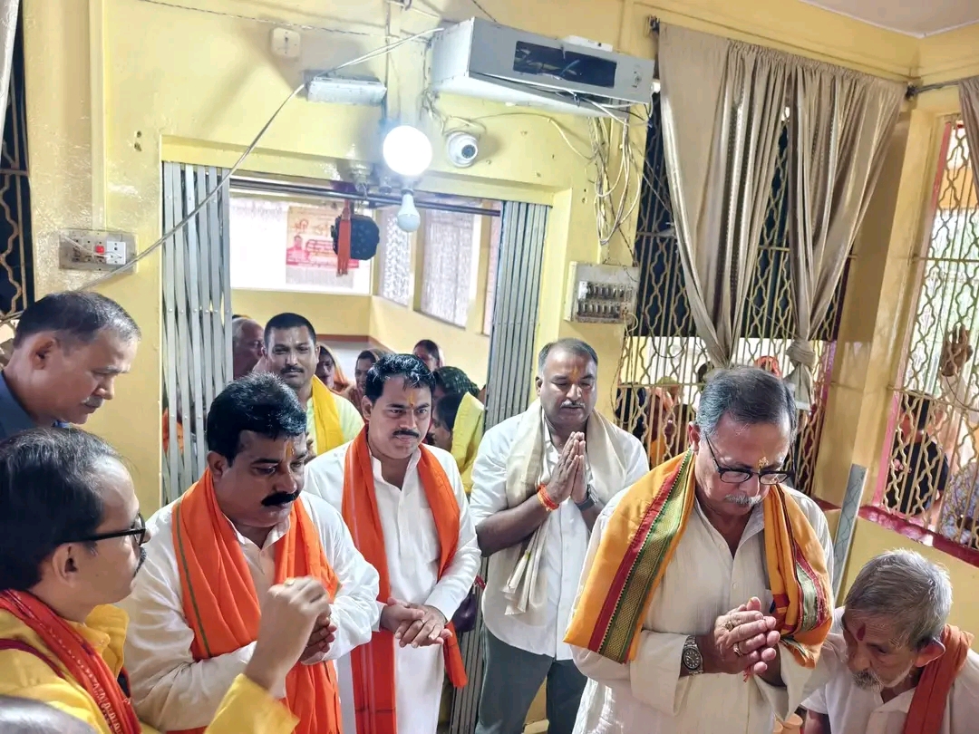 श्रावण में शिवभक्ति की भव्य शुरुआत: सोनभद्र से बढ़ोरा नाथ तक निकली अभिषेक यात्रा