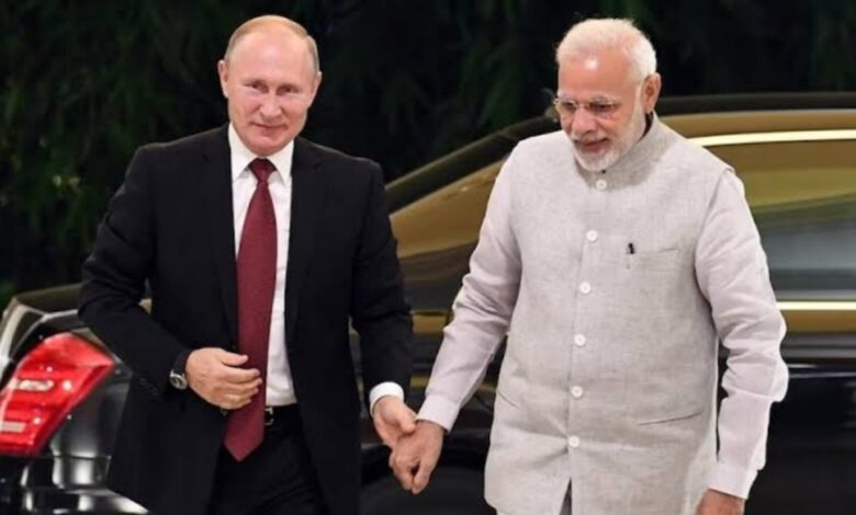 भारत का दोस्त रूस बोला – “अमेरिकी पाबंदियों के बीच भारतीय सामानों का हमारे बाजार में स्वागत है भारत का दोस्त रूस बोला – “अमेरिकी पाबंदियों के बीच भारतीय सामानों का हमारे बाजार में स्वागत है